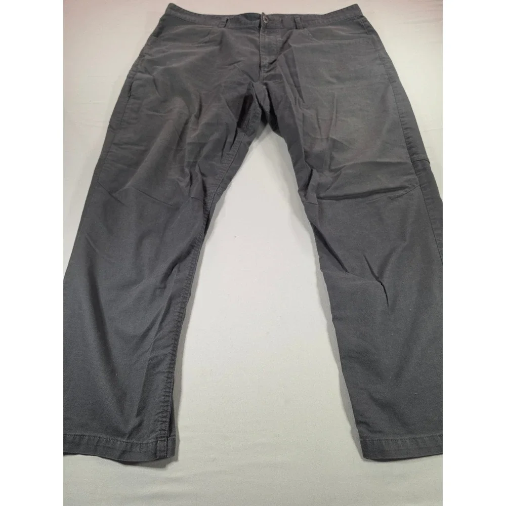 The North Face Mens Motion Pants Gray Canvas Stretch Straight Leg 40 Short